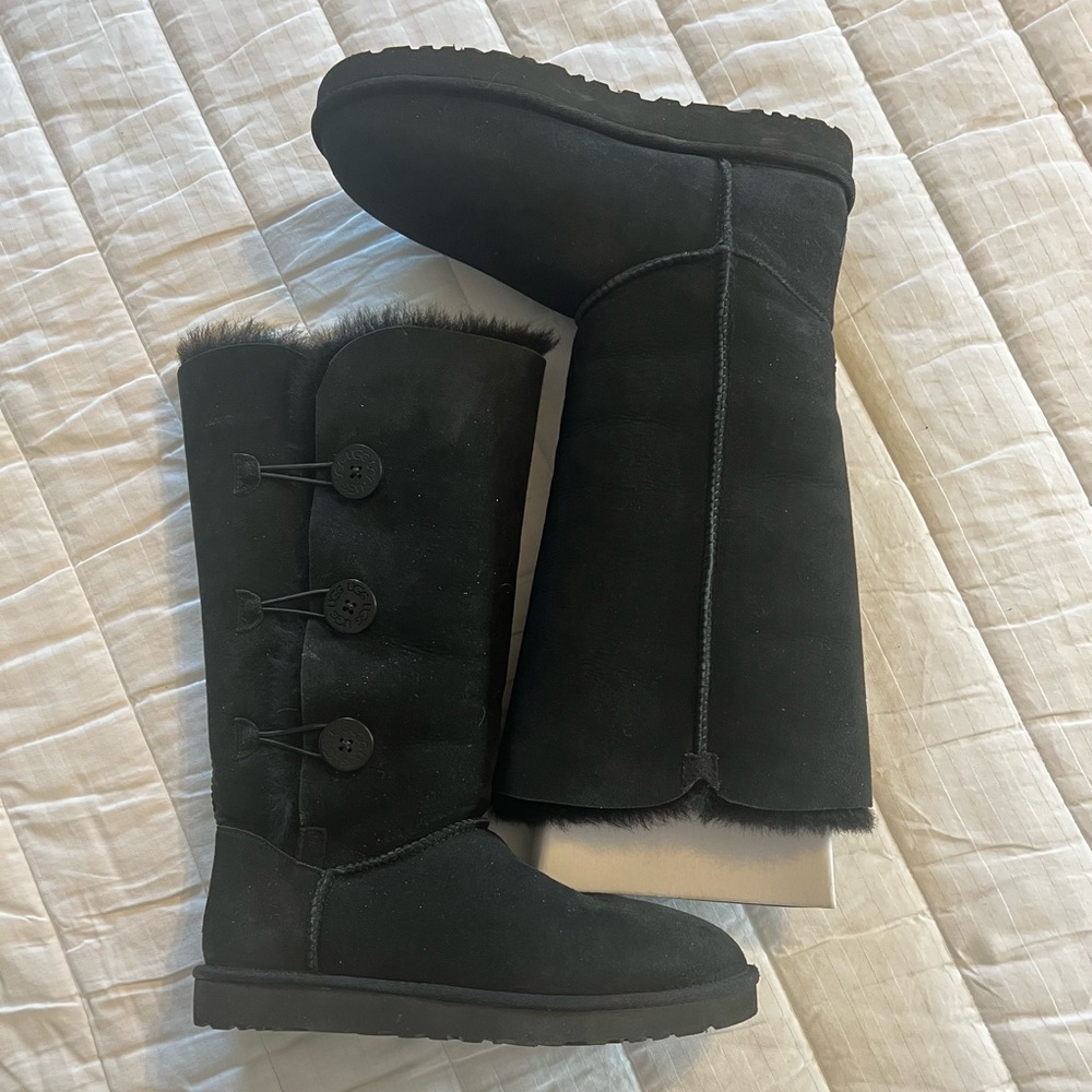 Black UGG boots